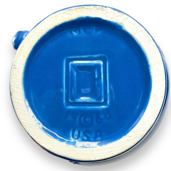 McCoy Vintage 1968 Art Pottery Blue Turkey Pattern 64oz. Water Pitcher Vase USA - Picture 12 of 15